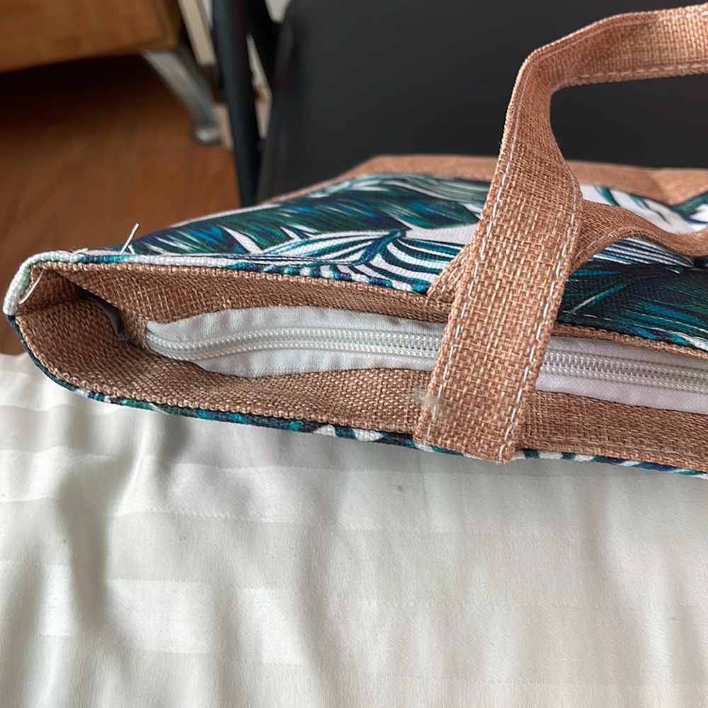 Foliage Tote Bag - Picture 12 of 13